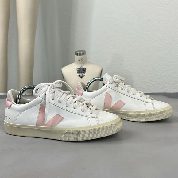 VEJA Logo Campo Leather Pink V Sneakers - Picture 2 of 11